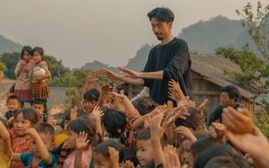 Đen Vâu tặng món quà ý nghĩa cho trẻ em vùng cao nhân dịp sinh nhật tuổi 34