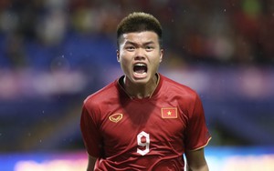 Vượt trội Thái Lan, sao U22 Việt Nam có chiến công ấn tượng ở SEA Games 32