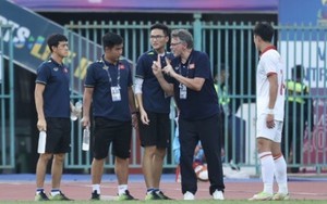 HLV Troussier vạn sự khởi đầu nan