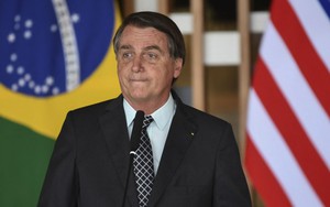 Cảnh sát Brazil tiến hành thẩm vấn cựu Tổng thống J.Bolsonaro