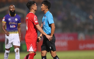 Khi V-League 'tụt hạng'