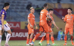 Vòng 9 Night Wolf V-League 2023: 'Đèo cao, lối hẹp…'