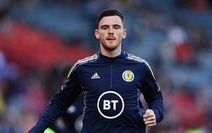 Tin nóng bóng đá tối 24/5: Real gây sốc với Robertson, MU ra giá cho Mount.