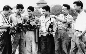 Vinh danh những nhiếp ảnh gia của TTXVN (kỳ cuối): Chu Chí Thành và ống kính thấm đẫm giá trị nhân văn