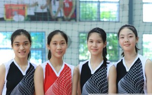 2 sao mai bóng chuyền Việt Nam được ví như ‘khủng long nhí’, một người cao hơn cả Thanh Thúy năm 13 tuổi