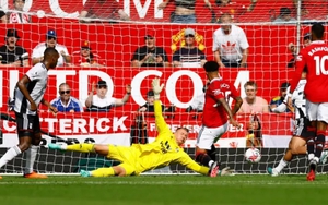 De Gea lại hóa 'người nhện', MU ngược dòng đánh bại Fulham ở trận cầu hạ màn