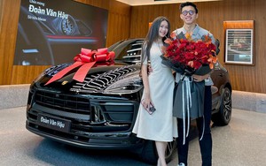 Văn Hậu khoe xe sang mới tậu, hạnh phúc khi có Doãn Hải My ở cạnh bên