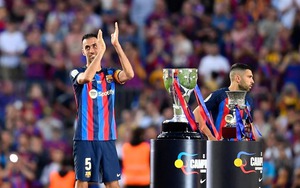 Từ Busquets đến Alba, Barcelona tạm biệt những huyền thoại
