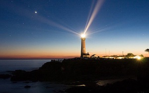 Ba ngọn đèn sáng rọi, cả đời không sợ thiệt: Lúc rảnh rỗi ĐỌC nhiều, lúc khó khăn TÌM mục tiêu, KẾT BẠN với người phù hợp