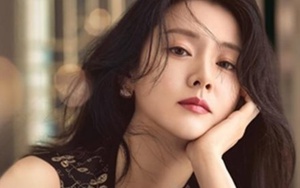 Lee Young Ae trở lại màn ảnh nhỏ, kết hôn với đàn em kém 4 tuổi