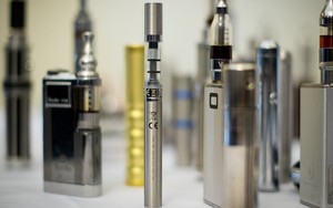 Bộ Y tế đề nghị xử lý nghiêm việc mua, bán, kinh doanh thuốc lá điện tử