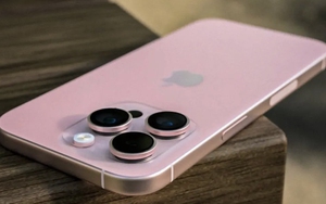 Xuất hiện hình ảnh iPhone 15 Pro Max màu hồng, đẹp lấn át iPhone 14 Pro Max tím