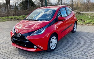 Chiếc Toyota ngang cỡ Wigo siêu hiếm này xuất hiện trở lại Việt Nam: Từng có giá gần 800 triệu nhưng nội thất đơn sơ hơn Morning, i10