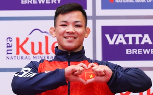 Tím mắt từ trận thứ hai, võ sĩ Việt Nam vẫn kiên cường mang về tấm HCV Jujitsu duy nhất