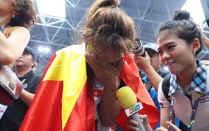 Cộng đồng mạng dậy sóng trước tấm HCV lịch sử của bóng rổ nữ Việt Nam