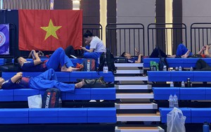 Những giấc ngủ vội phía sau tấm huy chương ở SEA Games 32