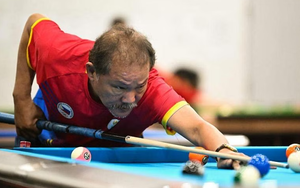 Cơ thủ huyền thoại Efren Reyes bị loại ngay trận ra quân ở SEA Games 32