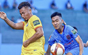 HLV Lê Huỳnh Đức tiếc hùi hụi dù cầm chân đội đầu bảng Thanh Hóa