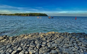 Vẻ đẹp kỳ vĩ của thắng cảnh Gành đá Thạch Ky Điếu Tẩu