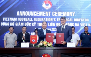 Tân giám đốc kỹ thuật VFF chung tham vọng đưa Việt Nam dự World Cup với HLV Troussier