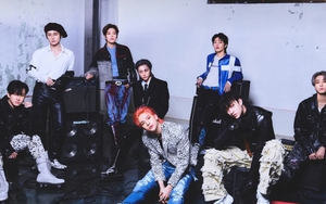 Stray Kids ra mắt ở vị trí quán quân Billboard
