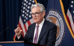 Fed giữ nguyên lãi suất sau 10 lần tăng liên tiếp