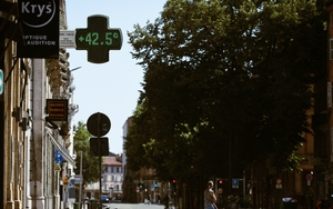 Nhiệt độ toàn cầu cán mốc kỷ lục mới trong mùa Hè