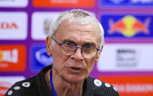 HLV Syria: ‘Đội tuyển Việt Nam khiến chúng tôi không thể cầm bóng’