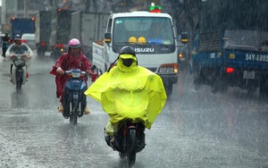 Bắc Bộ ngày mưa rào rải rác, chiều tối mưa dông