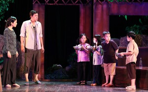Tái diễn vở kịch 'Cho tôi xin một vé đi tuổi thơ'