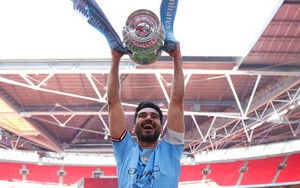 Gundogan, 32 tuổi vẫn như người không phổi, thủ lĩnh thực sự của Pep Guardiola