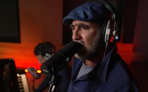 Khi Eric Cantona bước vào sự nghiệp âm nhạc