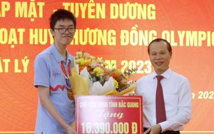 Bắc Giang: Khen thưởng học sinh đạt giải kỳ thi Olympic Vật lí châu Á - Thái Bình Dương 2023