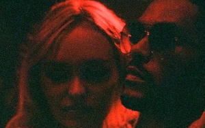 Sau loạt chỉ trích vì cảnh khiêu dâm, dàn diễn viên 'The Idol' lên tiếng 