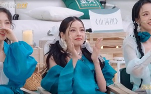 Chị đại Ella Trần Gia Hoa dành lời khen có cánh cho Chi Pu với màn diễn 'Sơn hà đồ'