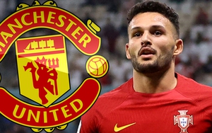 Tin chuyển nhượng MU 1/7: Bị hét giá vụ 'Benzema mới', MU chuyển sang 'bom xịt' của Juve