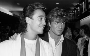 Netflix chiếu phim tài liệu mới về Wham với những nhiều điều đáng ngạc nhiên về bộ đôi