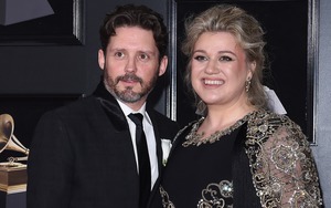 Vòng cung hóa học của Kelly Clarkson