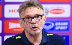 HLV Troussier: ‘Đội tuyển Việt Nam chưa đến tầm châu Á, phải tiến một bước nữa’