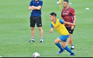 HLV Troussier tư vấn ‘độc’ về cầu thủ U23 Việt Nam dự giải Đông Nam Á