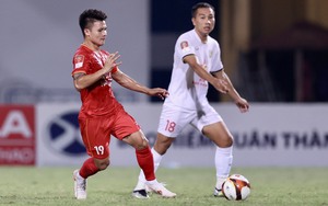 Quang Hải 'tả xung hữu đột', CAHN vẫn rơi chiến thắng trước Hà Tĩnh