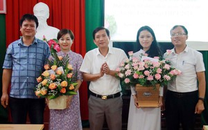 Nữ sinh Nam Định đạt điểm 10 môn Văn: Từ khối A 'quay xe' học Văn