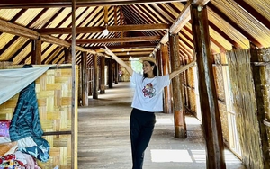 H'hen Niê mạnh tay tậu hẳn 3 căn nhà liền nhau để làm nhà mới tặng gia đình