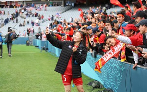 Bóng lăn trong tuần: Chúng tôi đang ở đây