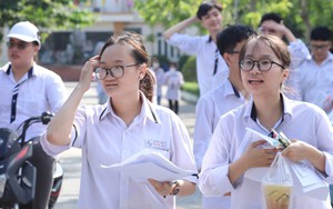 Hà Nội: Giao quyền giải quyết chuyển trường cho Hiệu trưởng