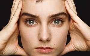 Sinéad O'Connor - huyền thoại âm nhạc Ireland qua đời ở tuổi 56 sau nhiều năm chiến đấu với bệnh tâm thần