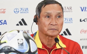 HLV Mai Đức Chung cùng Hải Yến họp báo trước trận gặp Hà Lan