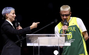 Mùa giải cuối cùng của huyền thoại bóng đá nữ Megan Rapinoe