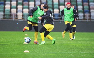 Nữ Việt Nam đấu New Zealand: Ngại nhất thời tiết!