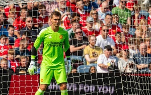 Tin chuyển nhượng MU 11/8: Thủ môn thứ 3 chia tay MU, Fred tới Galatasaray